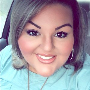 Meet your Posher, Tonya